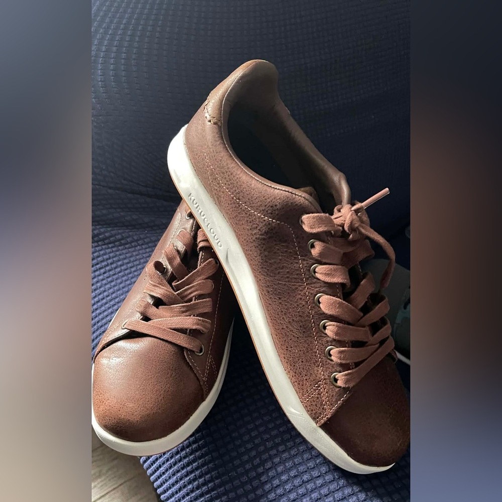 Kuru brand men's Brown Sneakers